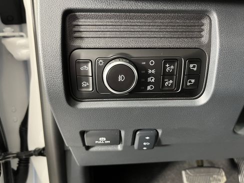 New 2026 Ford F350 Lariat w/ Chrome Package image 19