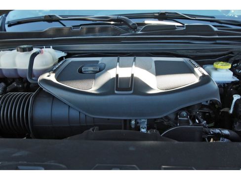 Used 2025 RAM 1500 Laramie w/ Sport Appearance Package image 33