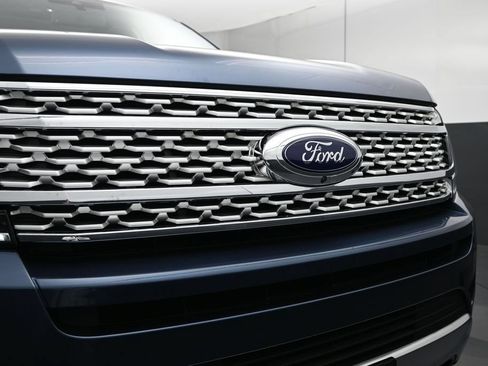 Used 2020 Ford Expedition Platinum AWD/4WD image 4