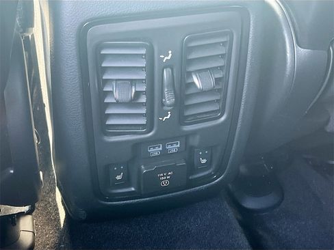 Used 2022 Dodge Durango GT image 24