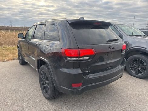 Used 2019 Jeep Grand Cherokee Altitude image 8