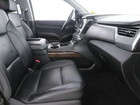 Used 2020 Chevrolet Tahoe LT AWD/4WD image 32