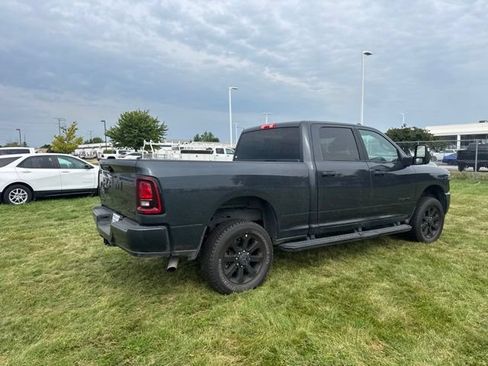 Used 2025 RAM 2500 Big Horn AWD/4WD image 4