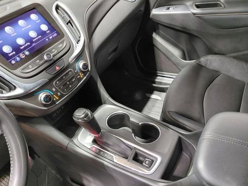 Certified 2019 Chevrolet Equinox Premier w/ LPO, Floor Liner Package image 27