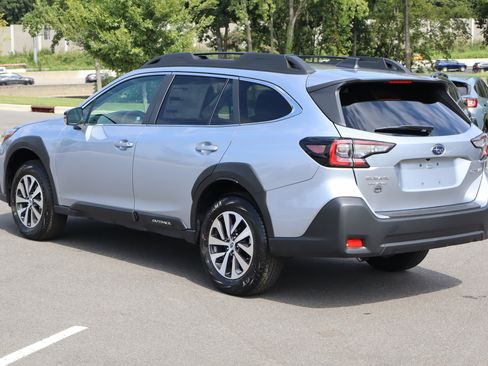 New 2025 Subaru Outback Premium w/ Popular Package #1 image 5