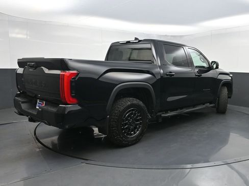 Used 2025 Toyota Tundra SR5 w/ SR5 Premium Package AWD/4WD image 25