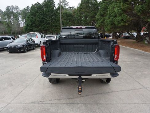 Used 2022 GMC Sierra 3500 SLT w/ SLT Convenience Package AWD/4WD image 16