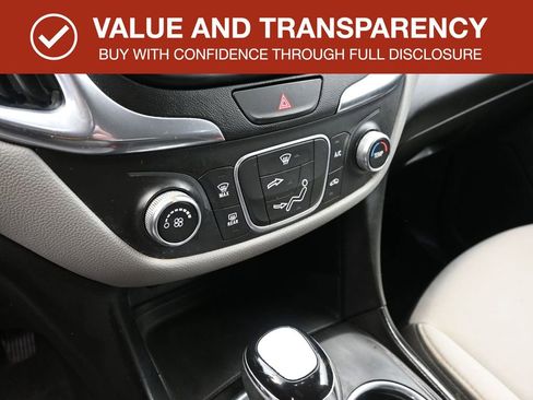 Used 2020 Chevrolet Equinox LT image 17