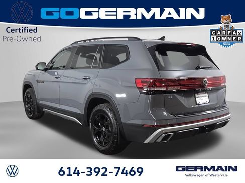 Certified 2024 Volkswagen Atlas Peak Edition SE AWD/4WD image 9