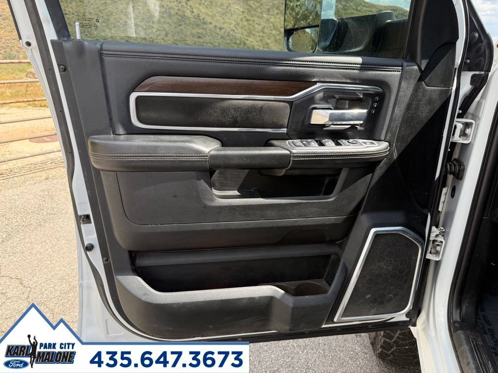 Used 2022 RAM 3500 Laramie AWD/4WD image 14