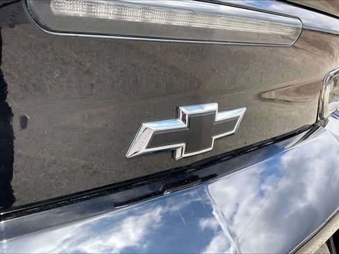 Used 2021 Chevrolet Camaro LT w/ RS Package image 24