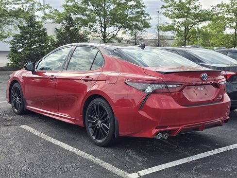 Used 2022 Toyota Camry XSE w/ Cold Weather Package FWD image 5