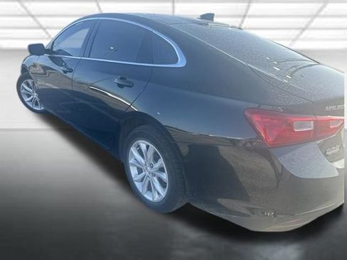 Used 2024 Chevrolet Malibu LT FWD image 2