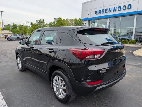 Used 2024 Chevrolet TrailBlazer LS FWD image 3