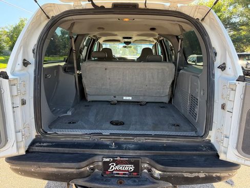 Used 2004 Ford Excursion 4WD image 12