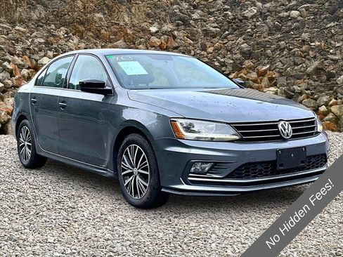 Used 2018 Volkswagen Jetta Wolfsburg Edition FWD image 9