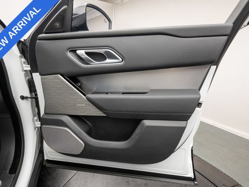 Used 2022 Land Rover Range Rover Velar R-Dynamic S AWD/4WD image 28