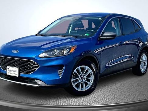Used 2022 Ford Escape SE image 1