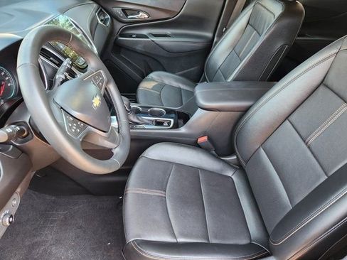 Used 2023 Chevrolet Equinox Premier image 4