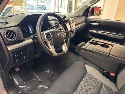 Used 2019 Toyota Tundra SR5 w/ TRD Off Road Package AWD/4WD image 11