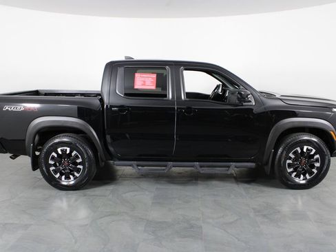 Certified 2022 Nissan Frontier PRO-4X w/ Technology Package image 15