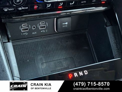Used 2023 Jeep Grand Cherokee Limited w/ Luxury Tech Group II AWD/4WD image 17