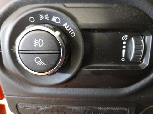 New 2025 Jeep Gladiator Mojave w/ Convenience Group image 15