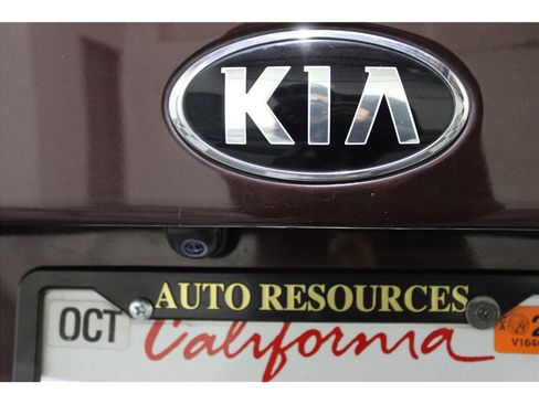 Used 2020 Kia Optima LX image 18