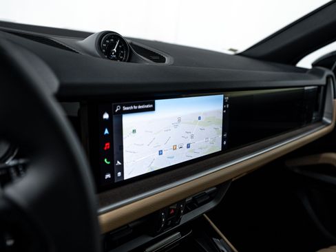 New 2026 Porsche Cayenne E-Hybrid AWD/4WD image 16