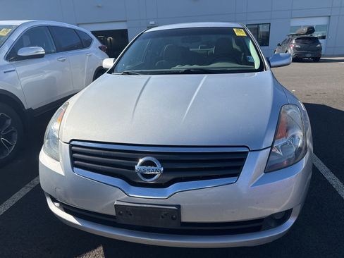 Used 2009 Nissan Altima 2.5 S w/ Convenience Pkg image 2