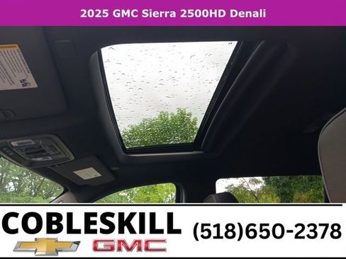 New 2025 GMC Sierra 2500 Denali w/ Denali Reserve Package image 15