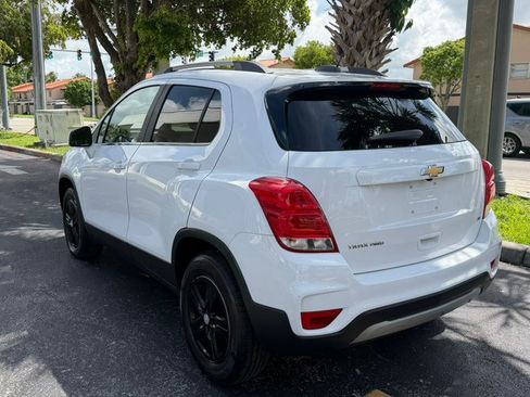 Used 2019 Chevrolet Trax LT w/ LPO, Protection Package AWD/4WD image 3