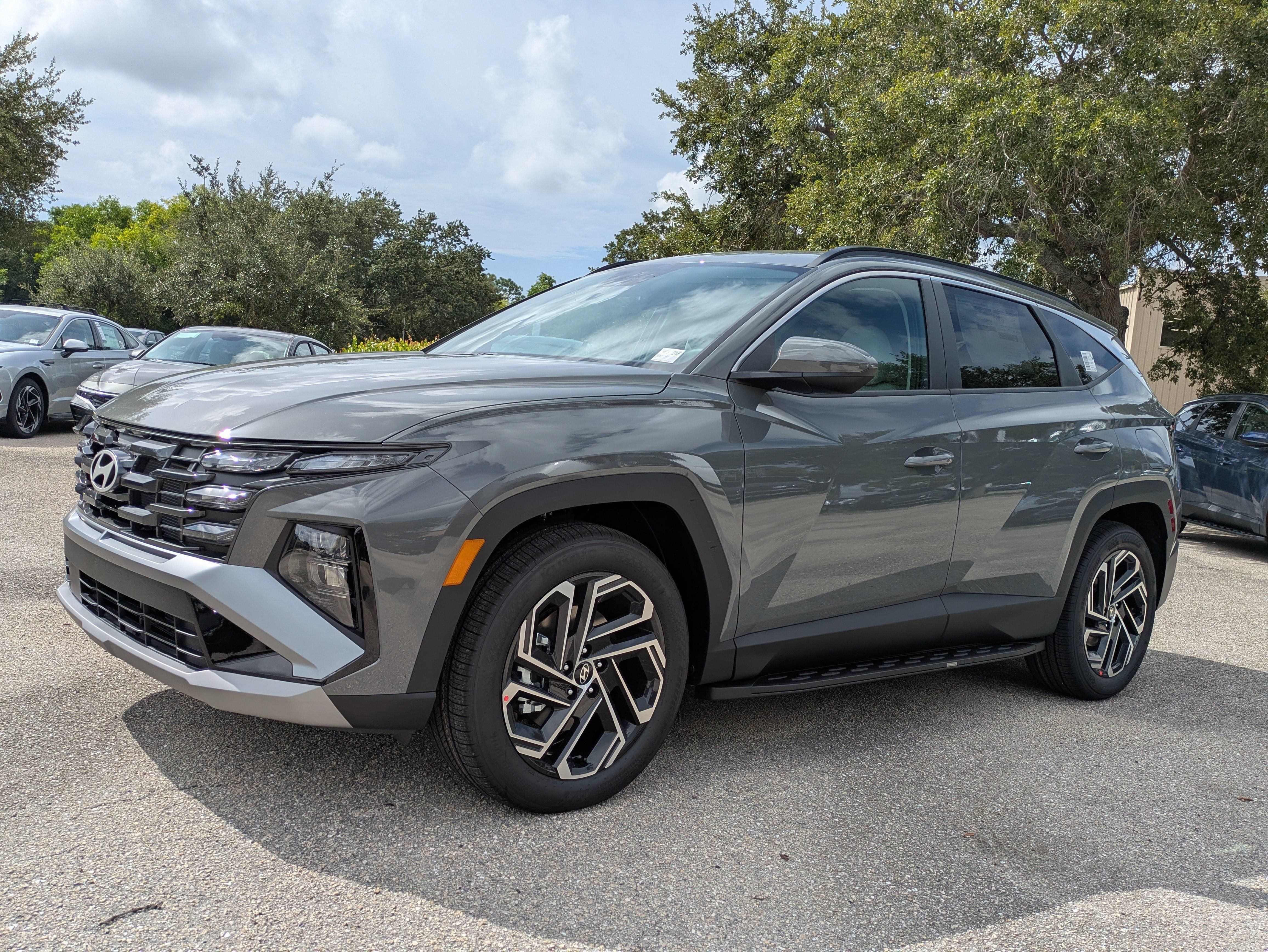 New 2026 Hyundai Tucson SEL Plus w/ Tow & Go Package FWD image 9