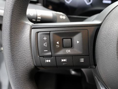 Certified 2025 Nissan Kicks S AWD/4WD image 26