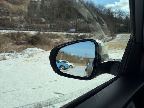 New 2026 Chevrolet Trax LT w/ Driver Confidence Package image 10