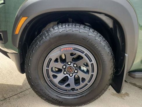 Certified 2025 Nissan Frontier Pro-X RWD image 29