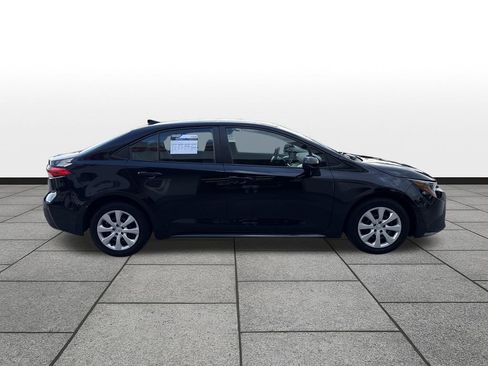 Used 2024 Toyota Corolla LE FWD image 6