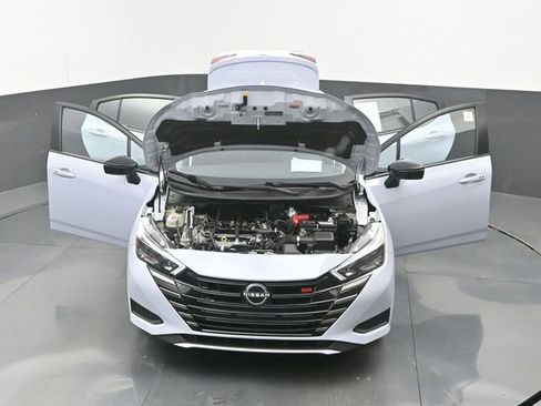 Used 2025 Nissan Versa SR w/ Electronics Package image 34