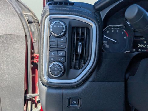 Used 2021 GMC Sierra 1500 SLT w/ SLT Premium Package image 29