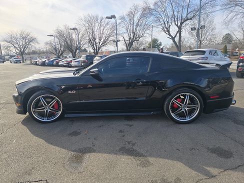 Used 2012 Ford Mustang GT image 4