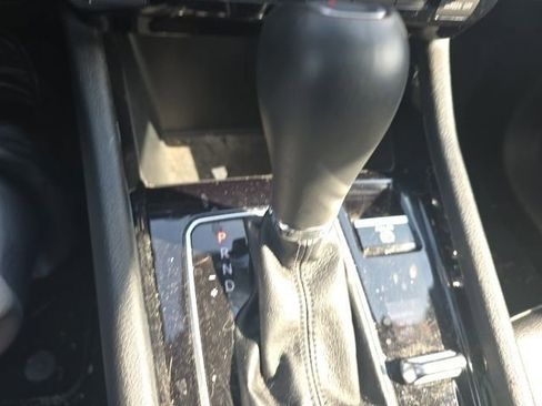 Used 2024 Jeep Compass Limited w/ High Altitude Package image 16