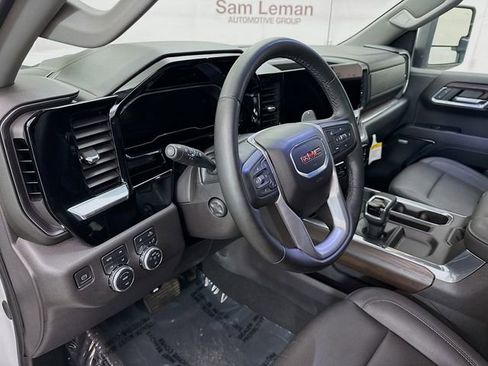 Used 2024 GMC Sierra 1500 SLT w/ SLT Premium Package image 11