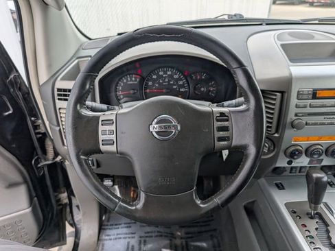 Used 2006 Nissan Titan LE w/ (R02) LE Off-Road Pkg AWD/4WD image 10
