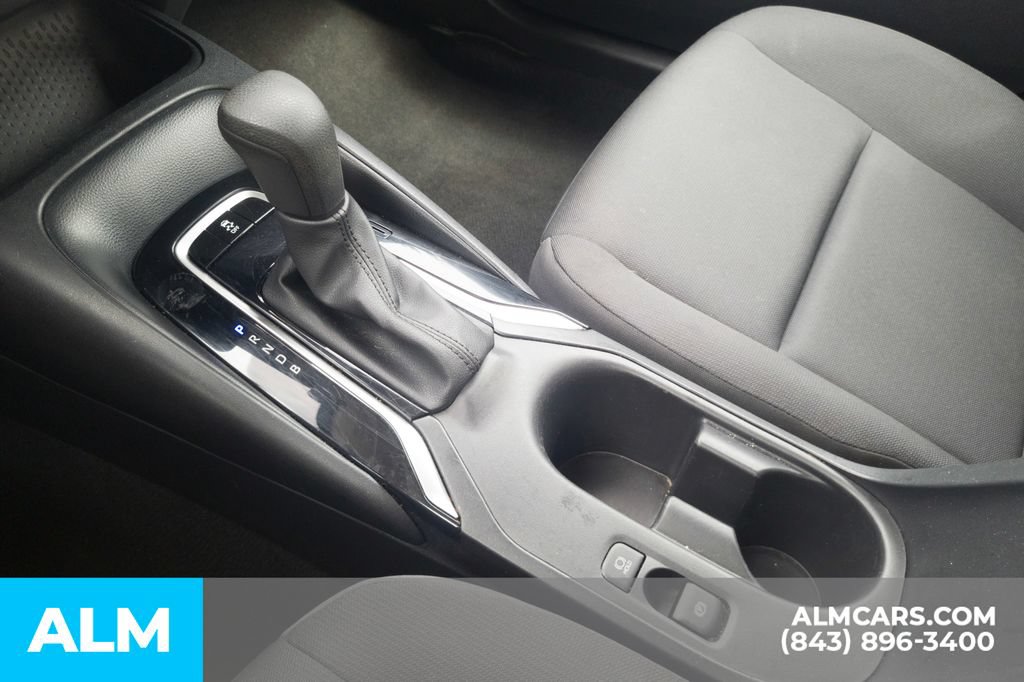 Used 2024 Toyota Corolla LE FWD image 27