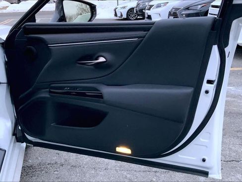 Certified 2025 Lexus ES 350 ES 350 w/ Premium Package image 23