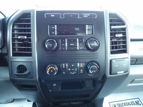 Used 2017 Ford F350 XL w/ Power Equipment Group RWD image 22