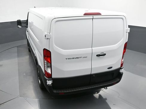 New 2025 Ford Transit 250 Low Roof image 33