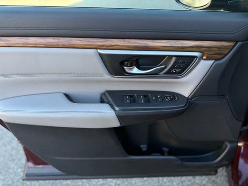 Used 2017 Honda CR-V Touring image 17