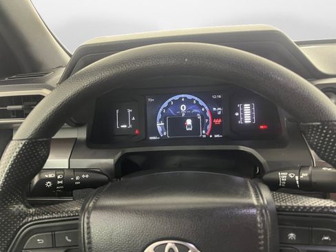 Certified 2025 Toyota Tacoma SR5 image 13