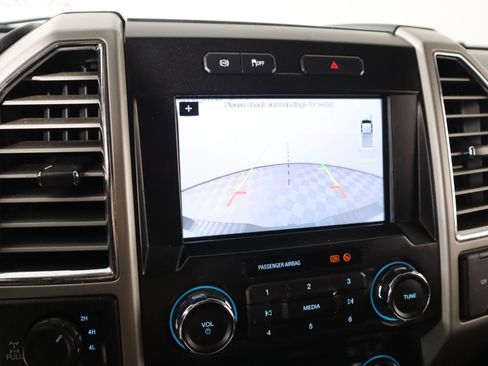 Used 2017 Ford F250 Lariat w/ Chrome Package image 6